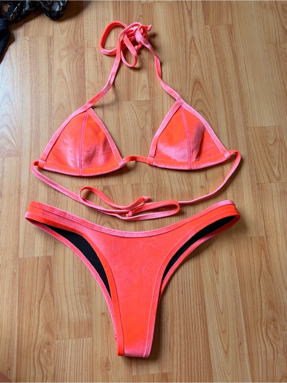 Hoaka orange pink velvet bikini set🧡🩷